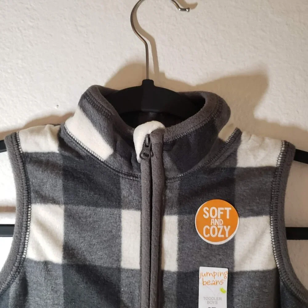 New Baby Boy's Boy Vest Plaid White Gray Size 2T 2 T New with tags